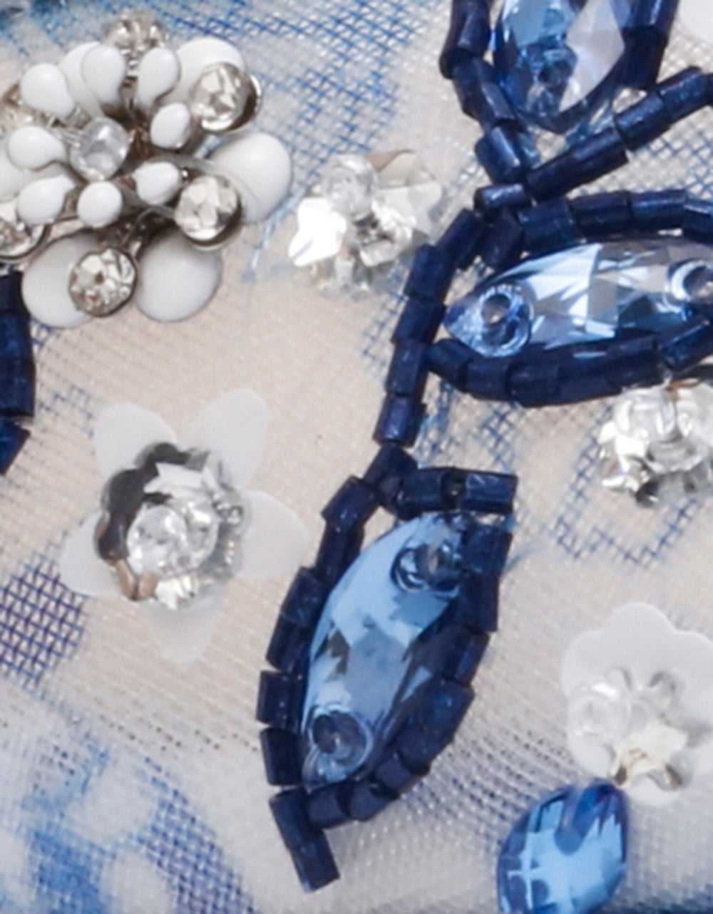 BRODY WHITE/BLUE FLORAL - Image 8