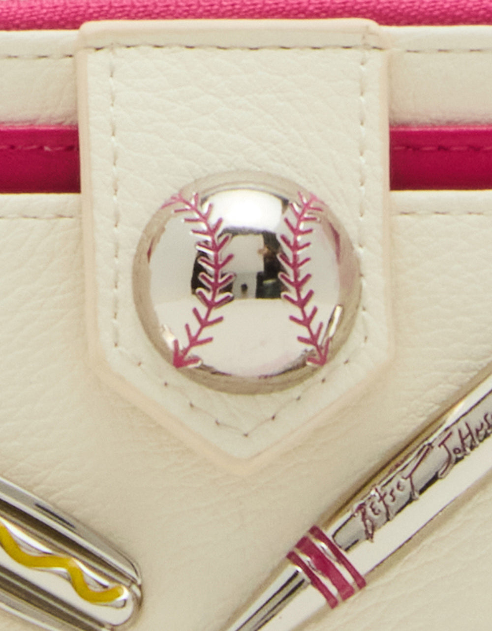 HIT ME UP BIFOLD WHITE - Image 7